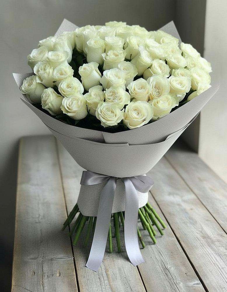 Букет 35 Белых роз в Бургуне-Маджаре