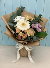 Букет цветов из:  Герберы и Хризантемы в Бургуне-Маджаре