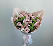 Букет цветов из:  Розы и Хризантемы в Бургуне-Маджаре