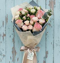 Букет цветов из:  Розы в Бургуне-Маджаре
