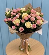 Букет цветов из:  Розы в Бургуне-Маджаре