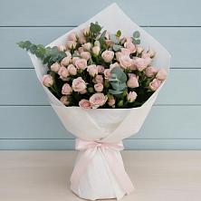 Букет цветов из:  Розы в Бургуне-Маджаре