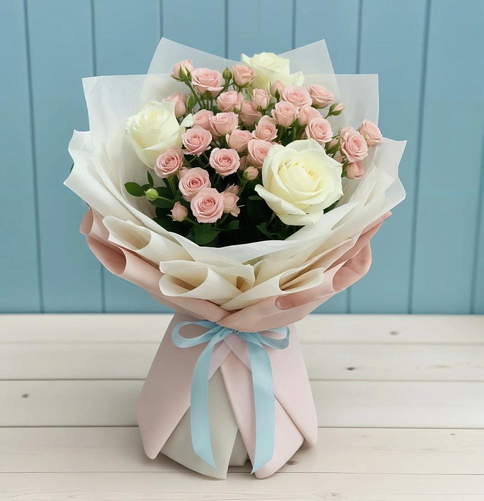 Букет цветов из: Розы в Бургуне-Маджаре